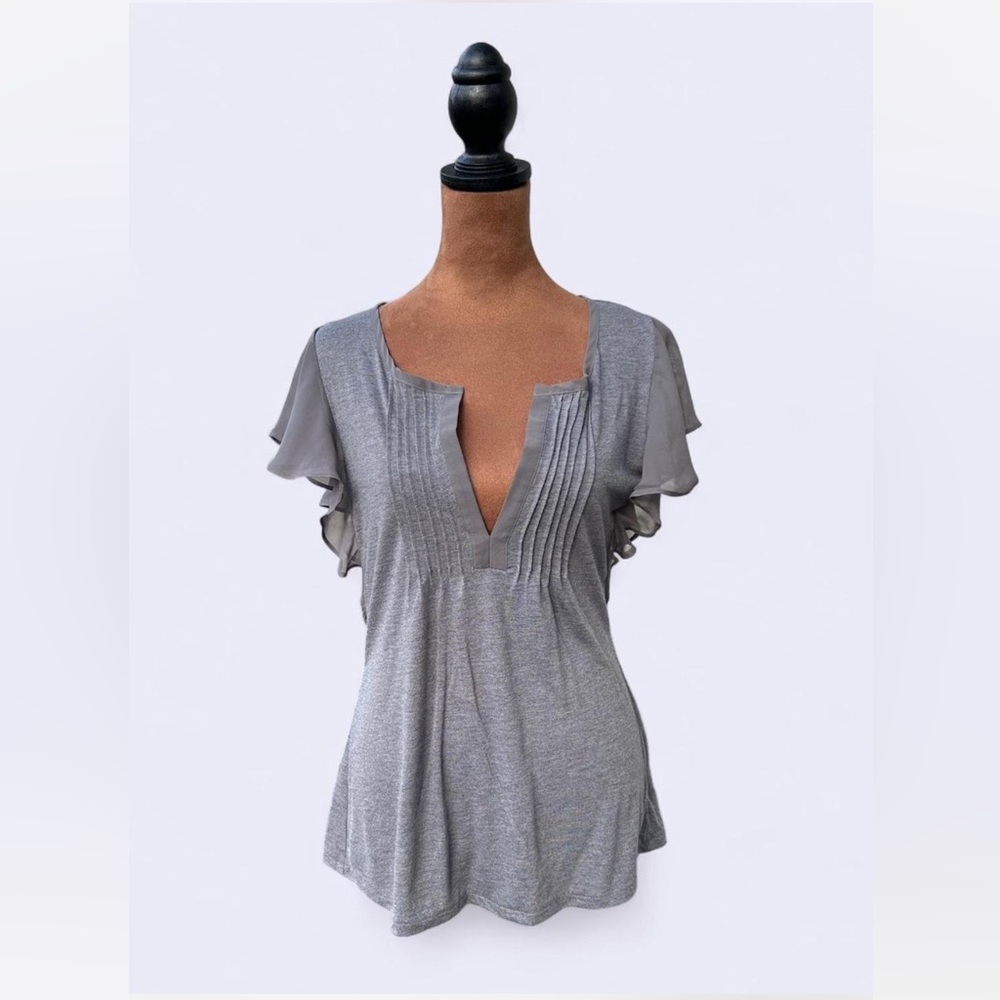 Converse One Star grey ruffle sleeve top w deep v neck